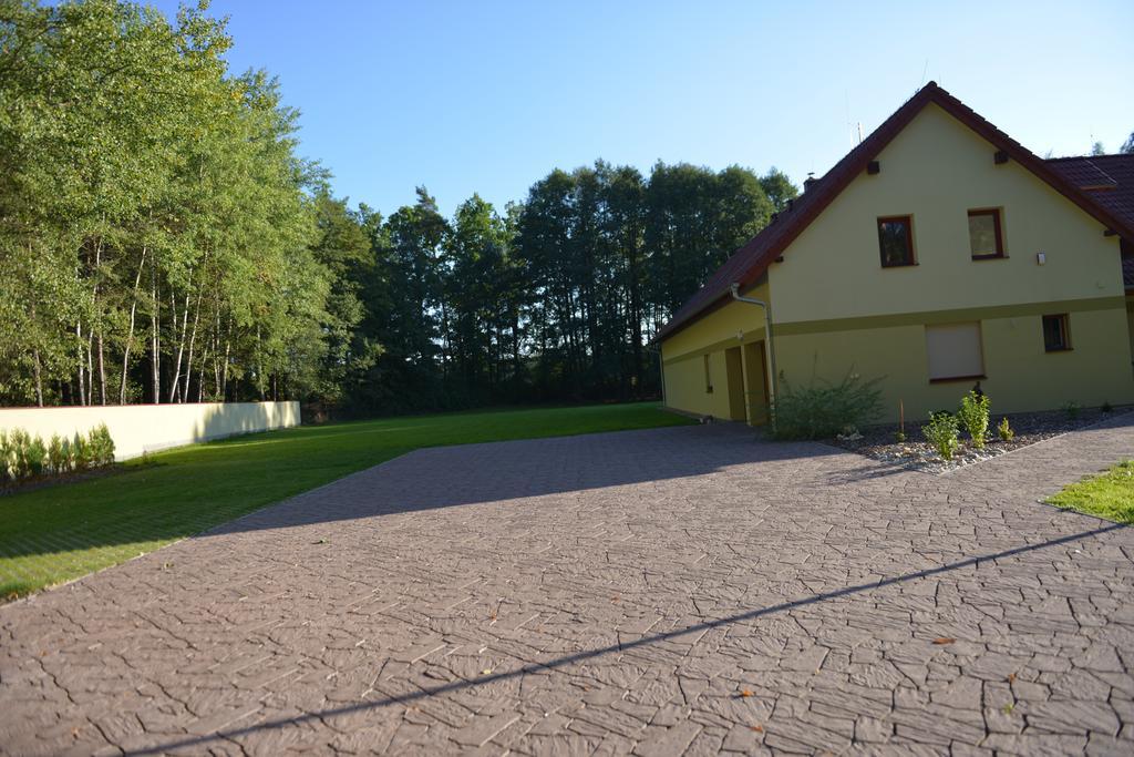 Hotel Penzion U Blatce Nové Hrady Esterno foto