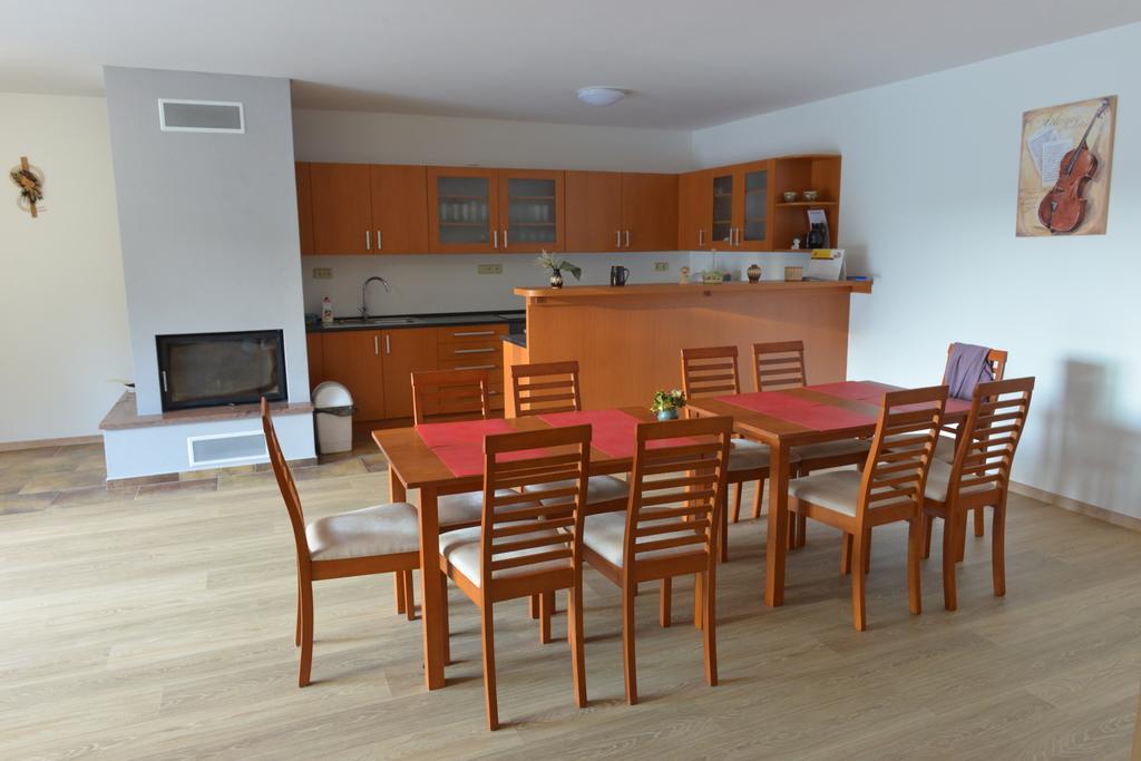 Hotel Penzion U Blatce Nové Hrady Esterno foto
