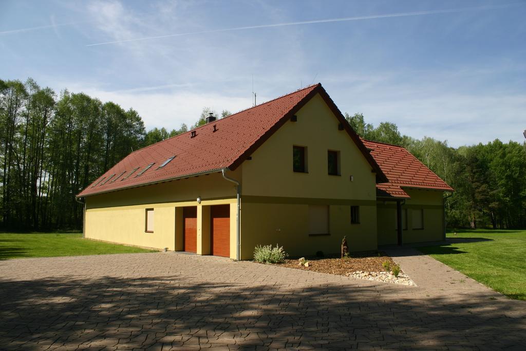 Hotel Penzion U Blatce Nové Hrady Esterno foto