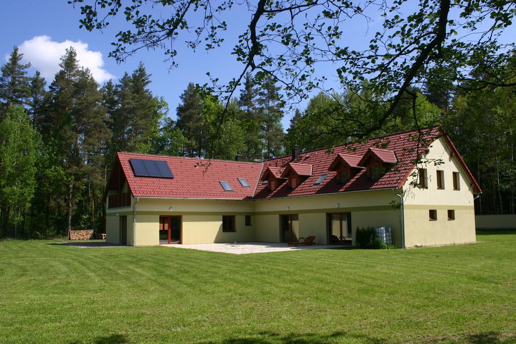 Hotel Penzion U Blatce Nové Hrady Esterno foto