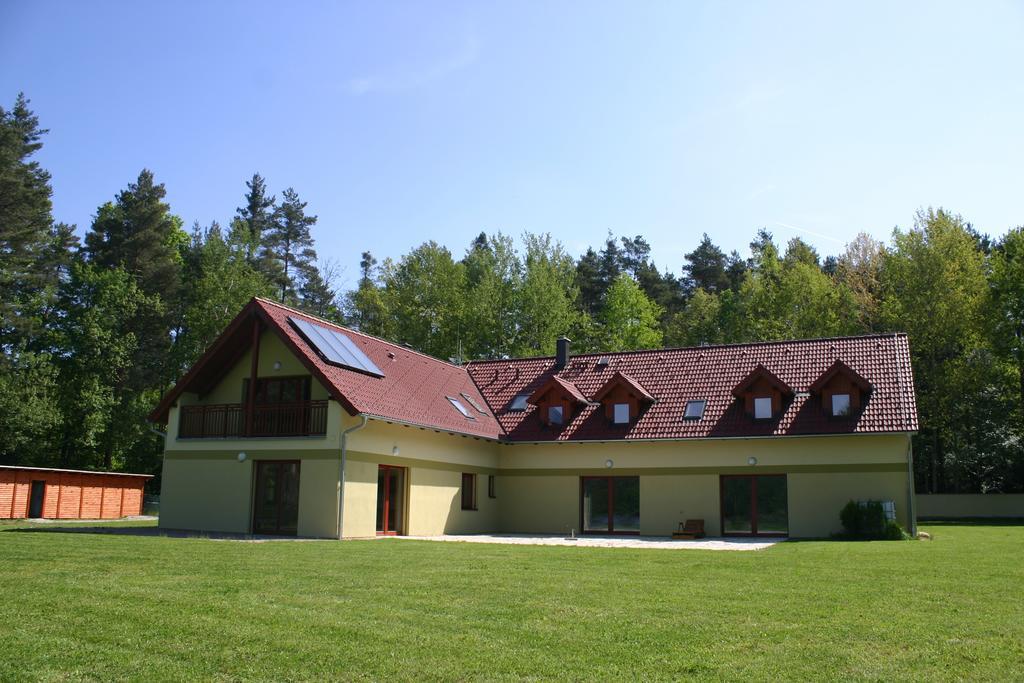 Hotel Penzion U Blatce Nové Hrady Esterno foto